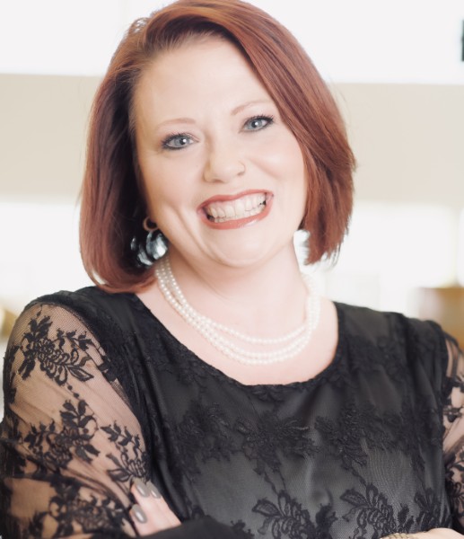 Sarah Headshot Color(1)